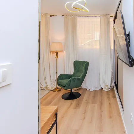 Center & Teali Apartment