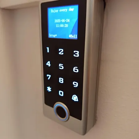 Apartment Center & Teali *