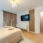 Centre & Teali Daire Split